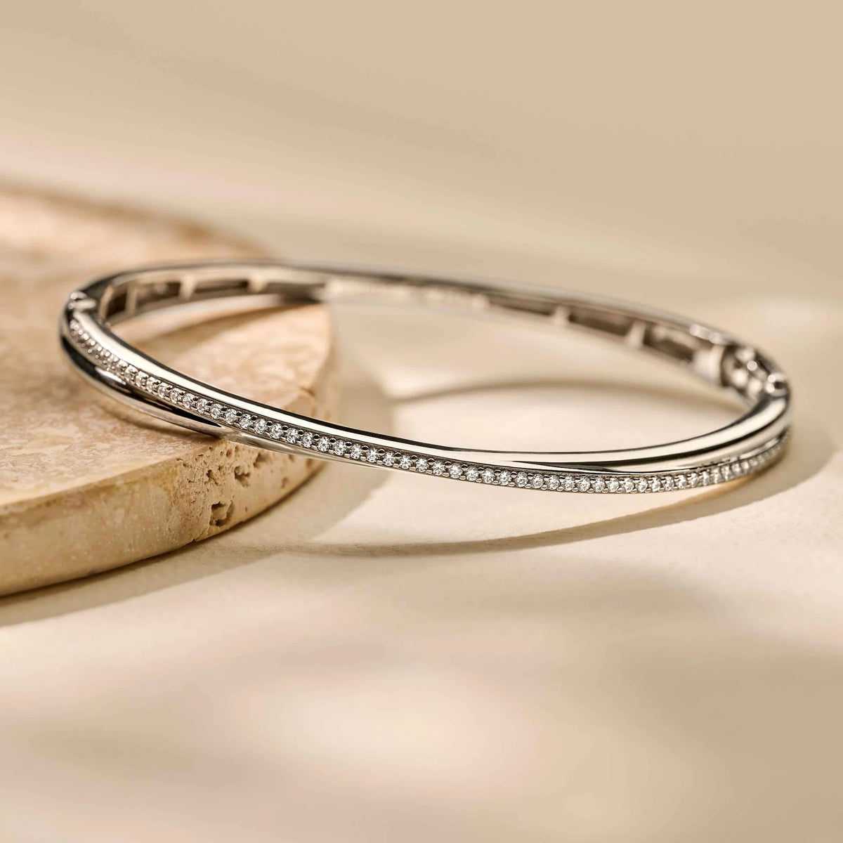 BRACCIALE RIGIDO CON ZIRCONI
